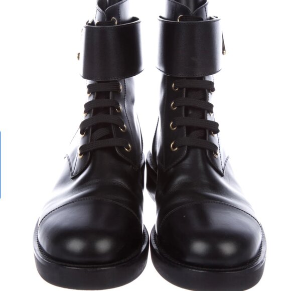 Louis Vuitton Wonderland Leather Logo Boots - Picture 3 of 4